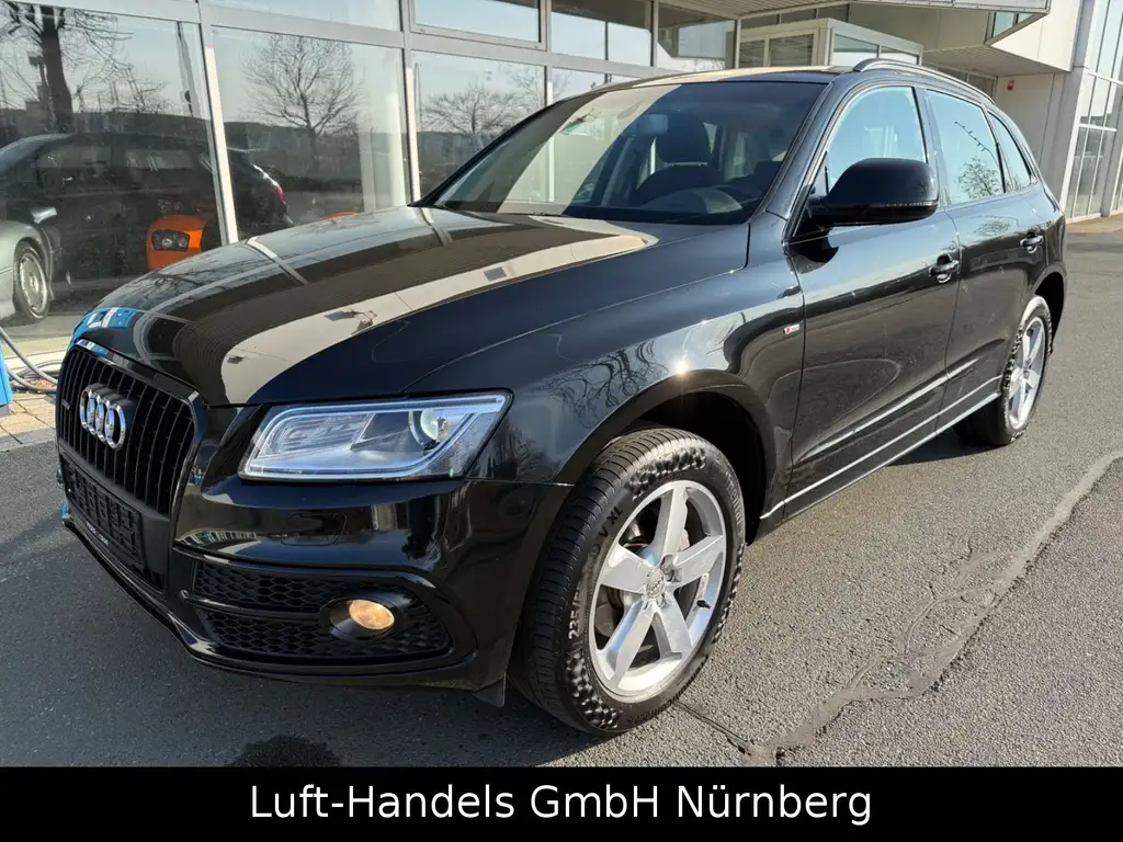 Audi Q5 2.0 TDI 140 kW quattro Autom Panorama Navi Fahrerairbag, Elektrische Sitze, Allrad, Sommerreifen, Getönte Scheiben, Panoramadach, Einparkhilfe Sensoren hinten, Sitzheizung – Foto vom Hof